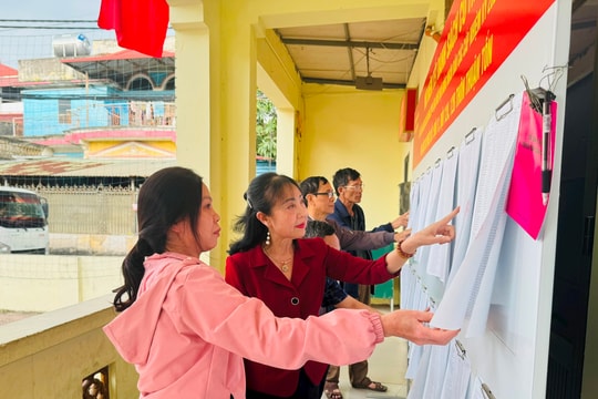 Cử tri xã Bát Tràng gửi trọn niềm tin vào ngày hội non sông