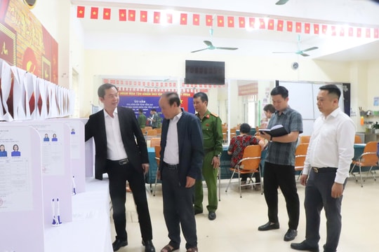 Phường Đông Ngạc kiểm tra công tác chuẩn bị bầu cử
