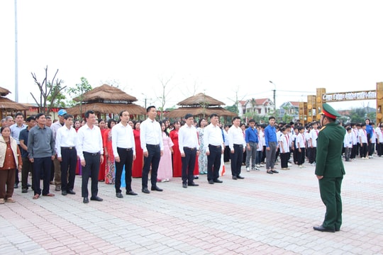Ngày hội non sông - cầm lá phiếu, trao niềm tin