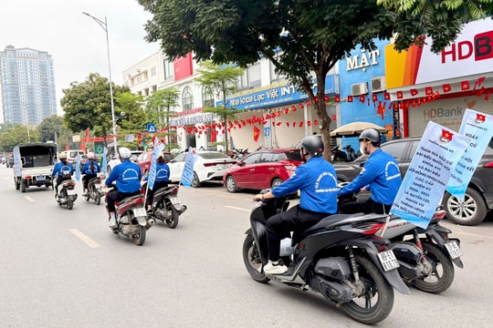 Tuổi trẻ Nghĩa Đô ra quân tuyên truyền bầu cử