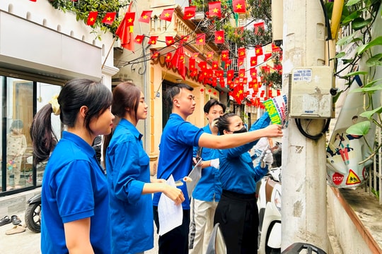 Tuổi trẻ phường Hoàng Mai xung kích, sáng tạo phục vụ ngày hội bầu cử