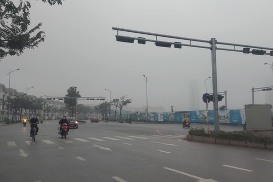 Hà Nội mưa phùn và lạnh về đêm và sáng