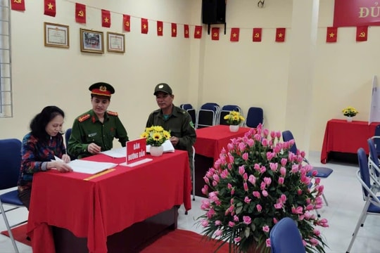 Công an phường Tây Tựu quyết tâm bảo đảm an ninh, an toàn tuyệt đối cho ngày bầu cử