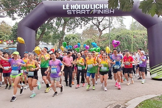 Du lịch Hà Nội Chạy bộ đồng hành - Hưởng ứng Du lịch xanh Thủ đô
