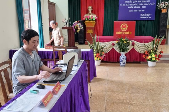 Chuẩn bị cho ngày bầu cử tại Tùng Thiện: Ghi nhận ở tổ dân phố đặc biệt