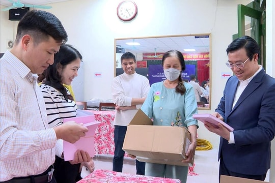 Hoài Đức hoàn tất phát phiếu bầu, đóng dấu và triển khai bảo vệ tại các khu vực bỏ phiếu