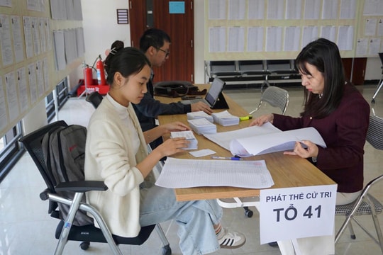 Xây dựng "pháo đài" lòng dân vững chắc trước luận điệu xuyên tạc mùa bầu cử