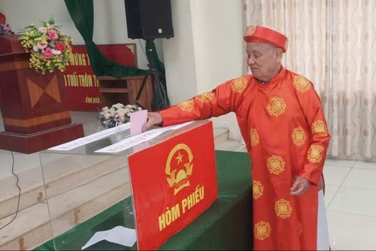Hơn 41.000 cử tri xã Ứng Hòa phấn khởi đi bỏ phiếu