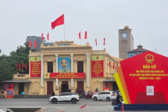 Cử tri Hải Phòng nô nức đi bầu cử