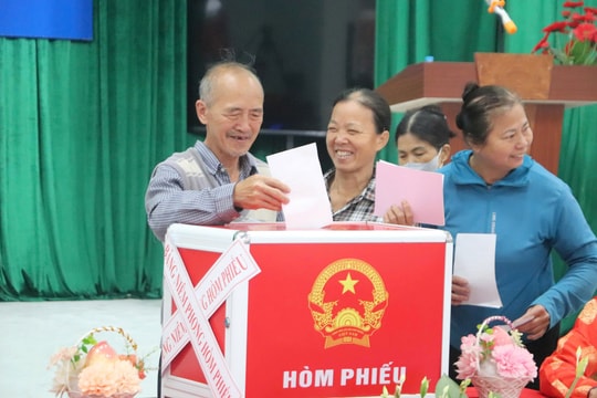 Xã Phượng Dực: Đến 13h, đã có 16/42 khu vực hoàn thành việc bỏ phiếu 100%