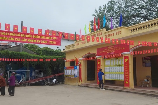 Xã Hòa Phú, điểm bầu cử số 19 đã có trên 30% cử tri đi bỏ phiếu