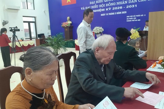 Cử tri Phúc Lộc đồng lòng bầu cử