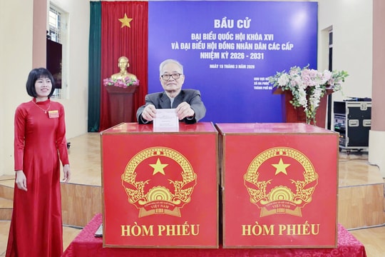 Đến 10 giờ đã có 22.800 cử tri xã Đa Phúc đã đi bầu cử đại biểu đại diện ý chí và nguyện vọng của nhân dân
