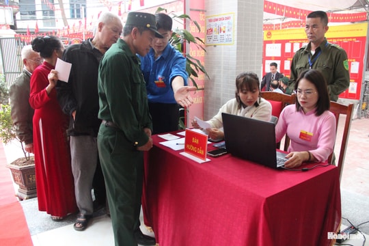 Xã Vĩnh Thanh đạt tỷ lệ cử tri tham gia bầu cử cao