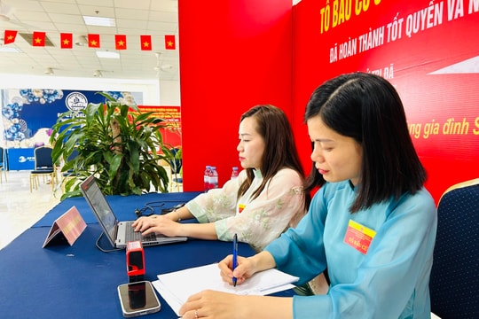 Phường Hoàng Mai: Hòm phiếu lưu động đến tận căn hộ chung cư