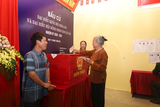 37.158 cử tri xã Phúc Sơn đi bầu cử