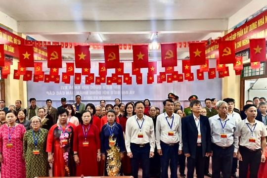 Cử tri xã Chương Dương phấn khởi tham gia ngày hội toàn dân