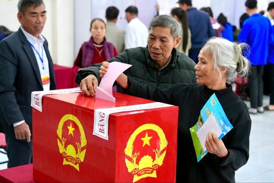 Lá phiếu của niềm tin và khát vọng phát triển