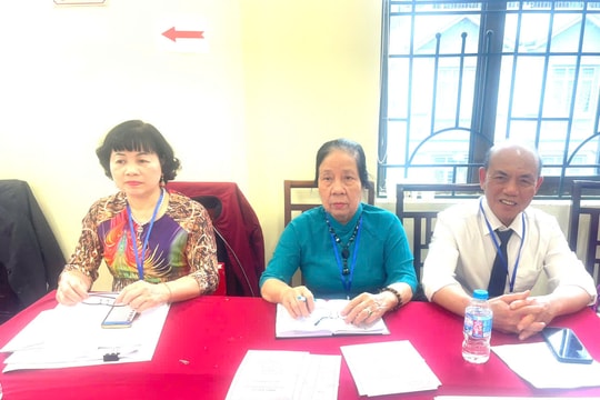 Những người “giữ nhịp” thầm lặng cho ngày hội bầu cử ở Yên Hòa