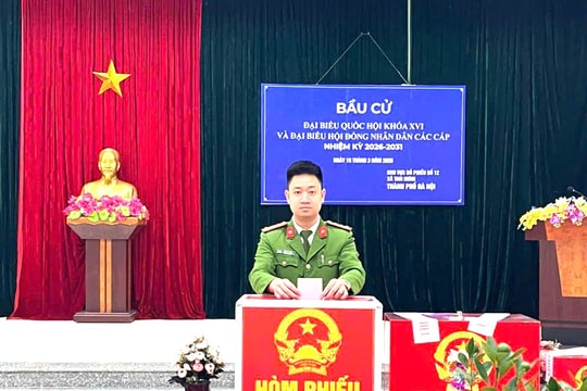 Công an xã Tam Hưng bảo đảm tuyệt đối an ninh, trật tự cuộc bầu cử