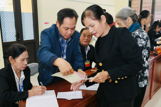 Gần 49 nghìn cử tri xã Yên Lãng thực hiện nghĩa vụ công dân
