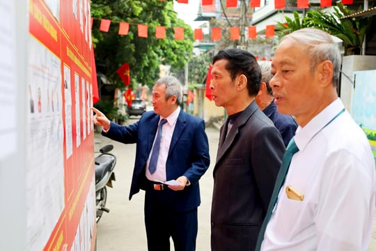 Phường Tùng Thiện: Ngày bầu cử diễn ra an toàn, tỷ lệ cử tri tham gia đạt 99,90%