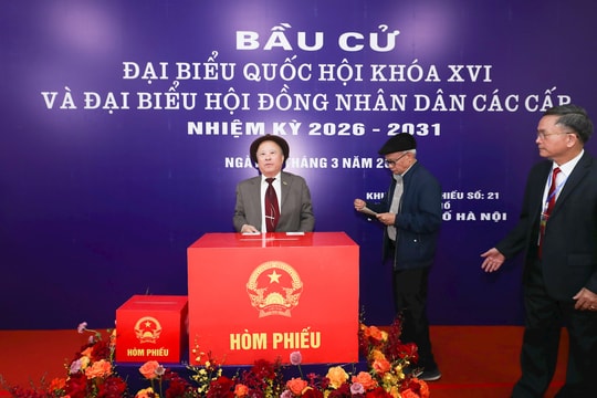 Phường Tây Hồ đạt gần 70% cử tri đi bỏ phiếu sáng 15-3