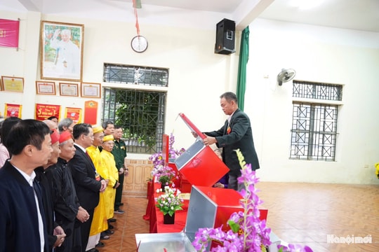 Nhiều khu vực bỏ phiếu tại xã Quảng Bị đạt 100% cử tri tham gia bầu cử