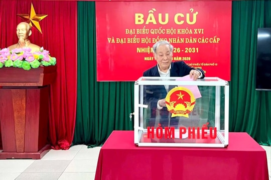 Cử tri phường Kiến Hưng kỳ vọng về sự vươn mình của đất nước