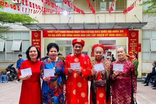 Người cao tuổi Thủ đô nêu gương sáng trong ngày hội non sông