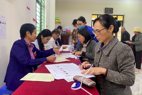 Cử tri xã Phúc Thịnh hân hoan trong ngày hội lớn
