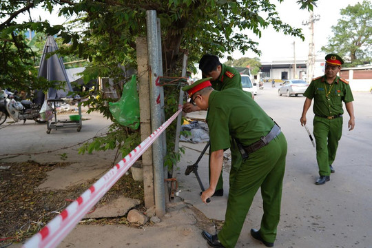 Ra quân giải tỏa chợ cóc trên Đường 35, lập lại trật tự đô thị
