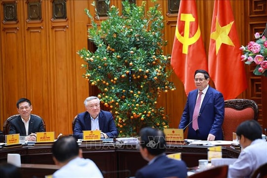 Thủ tướng Phạm Minh Chính: Điều hành giá xăng dầu theo hướng hài hòa lợi ích giữa Nhà nước, người dân và doanh nghiệp
