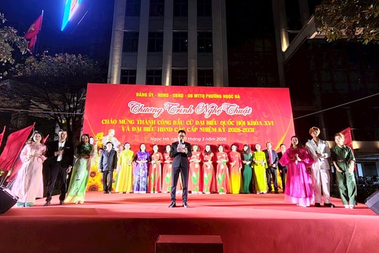 Phường Ngọc Hà: Sôi nổi chương trình nghệ thuật chào mừng thành công bầu cử