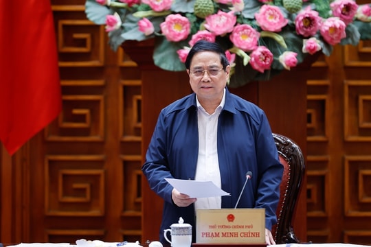 Thủ tướng Phạm Minh Chính chủ trì họp Thường trực Chính phủ thúc đẩy triển khai các dự án đường sắt