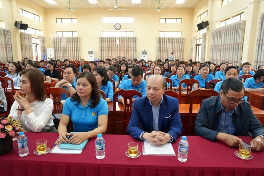 Thanh Oai: Bồi dưỡng kiến thức, nghiệp vụ công tác công đoàn