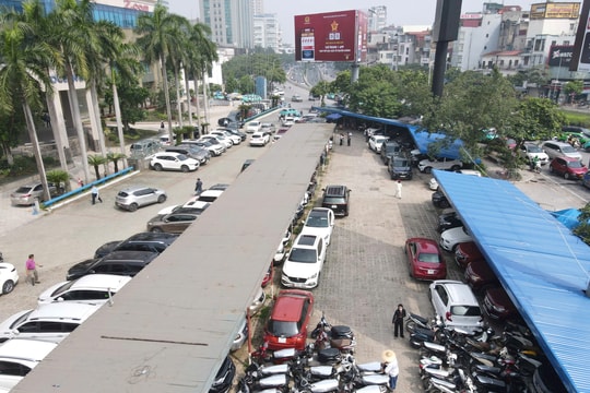 Đầu tư khẩn cấp bãi đỗ xe tại khu vực lõi trên địa bàn 3 phường Ba Đình, Hoàn Kiếm và Cửa Nam