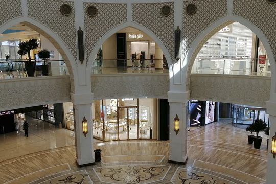 Xung đột làm nguội cơn sốt xa xỉ tại Dubai