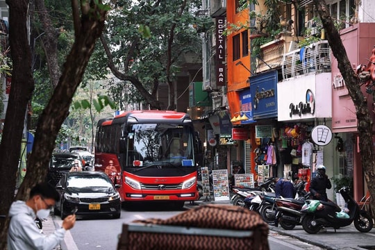 Gỡ "nút thắt" giờ cao điểm cho doanh nghiệp du lịch Thủ đô