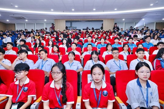 Học sinh phổ thông hào hứng với các dự án nghiên cứu khoa học