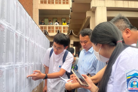 Học sinh cuối cấp: Thi thử bao nhiêu lần là đủ?