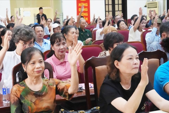Người dân Phú Lương bàn giải pháp xây dựng đời sống văn hóa