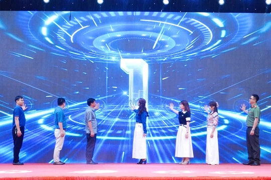 Xã Hồng Sơn: Khai mạc Hội trại thanh niên với chủ đề "95 năm mùa xuân - ngọn lửa Hồng Sơn vươn xa"