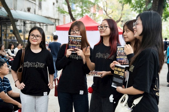 Học sinh lớp 9 trước bước ngoặt đầu đời: Chọn sao để không phải tiếc nuối?