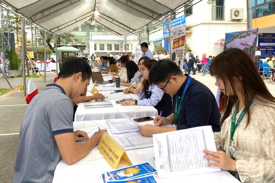 Hơn 500 cơ hội việc làm tại Ngày hội hướng nghiệp xã Thiên Lộc 2026