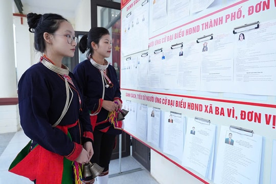 Bài 4: Biểu tượng sinh động của khối đại đoàn kết toàn dân