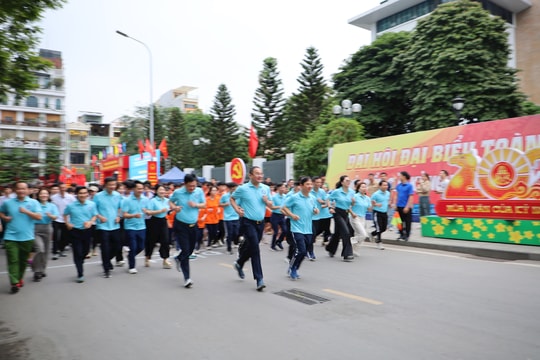 Đống Đa: 500 vận động viên tham gia Giải chạy Hànộimới mở rộng lần thứ 51