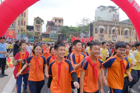 Phường Vĩnh Tuy phát động Ngày chạy Olympic vì sức khỏe toàn dân và Giải chạy Hànộimới - Vì hòa bình năm 2026