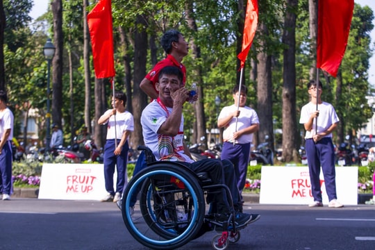 Sôi động Ngày chạy Olympic tại thành phố Hồ Chí Minh