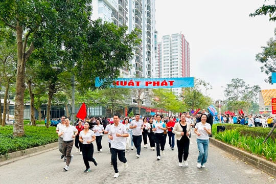 Phường Hoàng Mai: Gần 1.300 người tham gia Ngày chạy Olympic và Giải chạy Hànộimới - Vì hòa bình